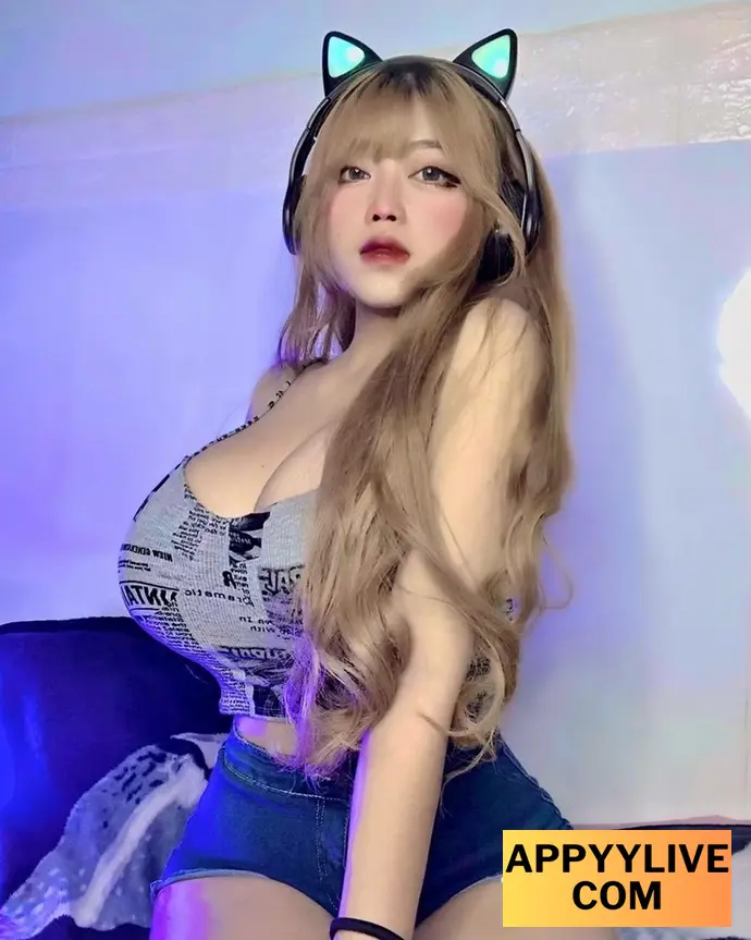 Idol Pi Tiên Khoe Vòng 1 Khủng Hình 7 Idol Pi Tiên Khoe Vòng 1 Khủng Hình 7