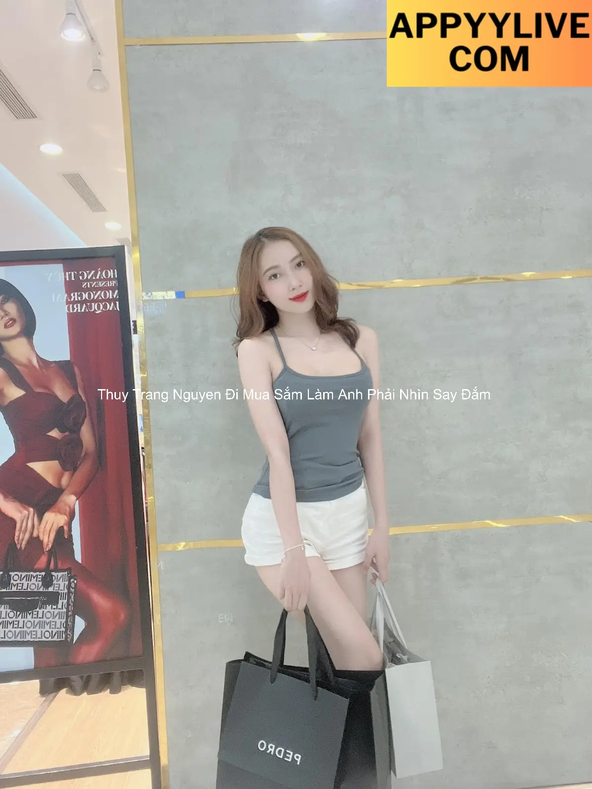 Thuy Trang Nguyen Đi Mua Sắm Làm Anh Phải Nhìn Say Đắm 2 Thuy Trang Nguyen Đi Mua Sắm Làm Anh Phải Nhìn Say Đắm 2
